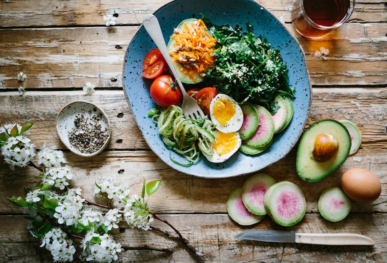 Cardápio semanal low carb com marmitas práticas e refeições organizadas